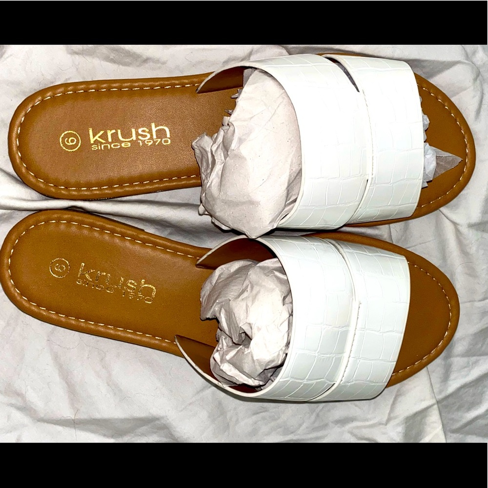 NIB White faux leather slides